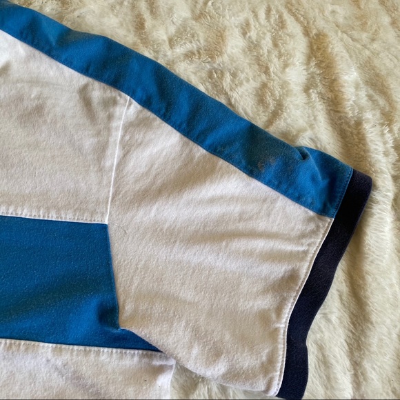 Cropped Nike Shirt - Picture 5 of 5